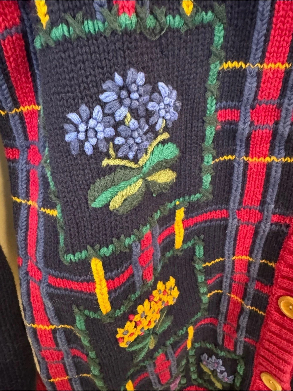 CLIMAX BY SASHA Vintage Floral Embroidered Plaid Knit Cardigan Sweater M MEDIUM - Picture 5 of 9